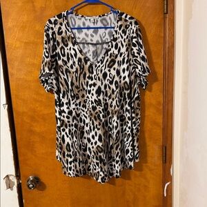 Green Envelope Animal Print V-Neck Blouse